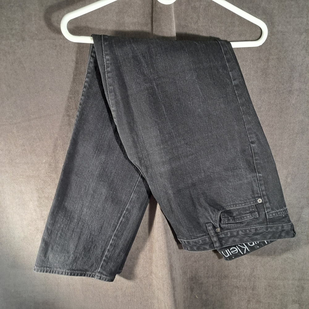 Calvin Klein Jeans Skinny Black Dark Wash Straight Leg Jeans 5 Pockets VG 16